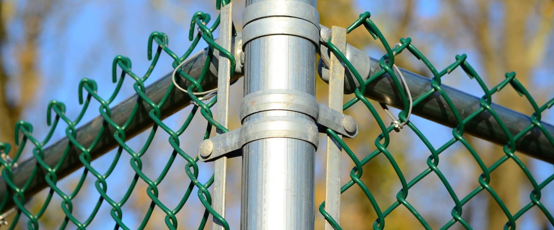 Adding Gates to Chain Link Fences: A Comprehensive Overview